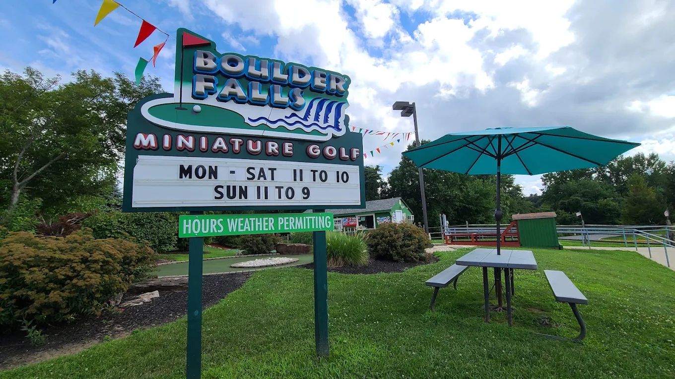 Boulder Falls Miniature Golf entrance sign